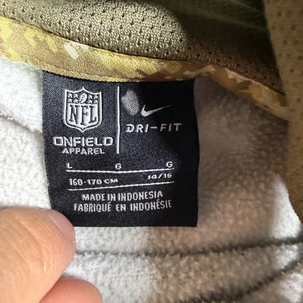 Nike Hoodie Boys‎ L Camo Pullover New England Patriots NFL Dri-Fit Football Warm